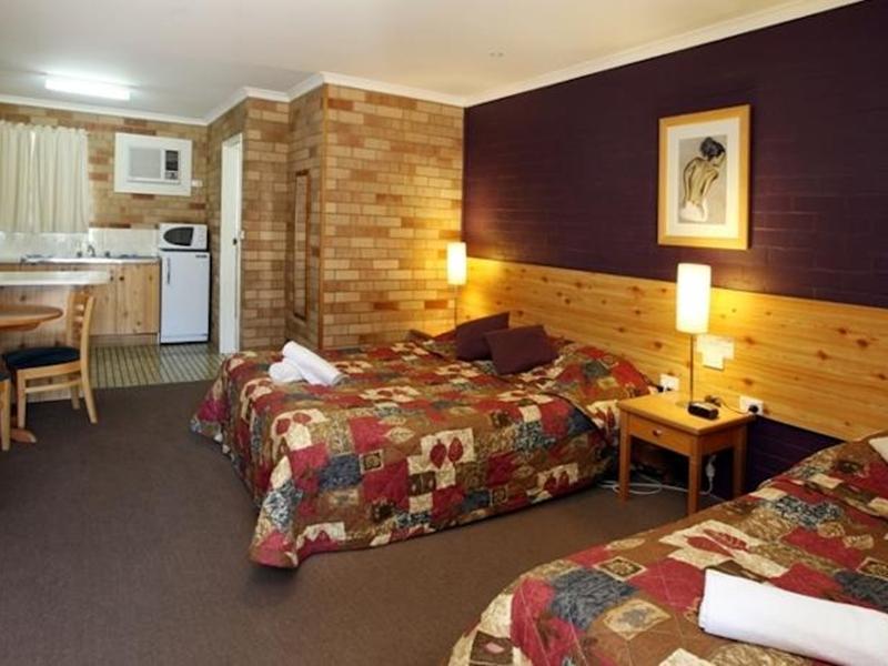 Burringa Garden Motel Уогга-Уогга Экстерьер фото
